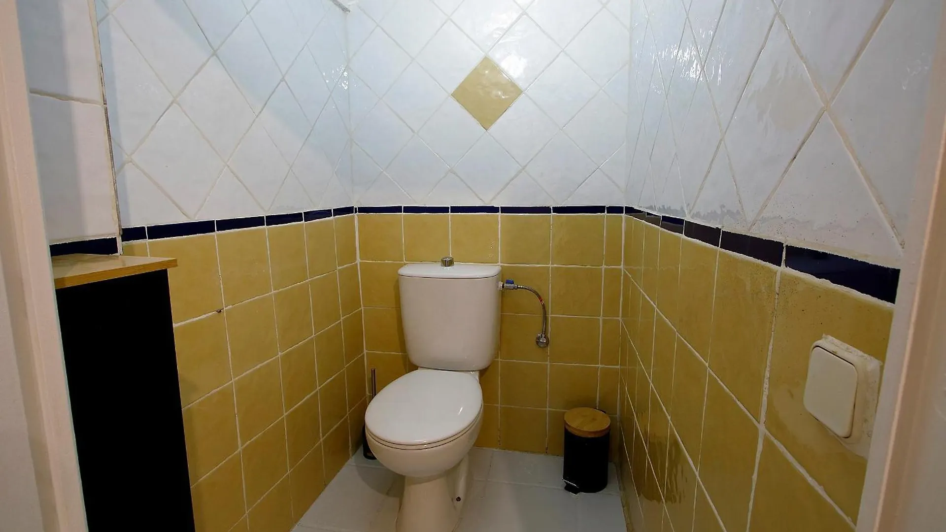 בית נופש Celrá Casa Con Encanto En El Bosque Y A 10 Min De Girona
